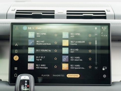 New 2025 Land Rover Defender 110 X-Dynamic SE image 17