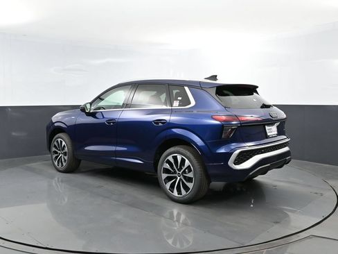 New 2026 Audi Q3 quattro 2.0T AWD/4WD image 26