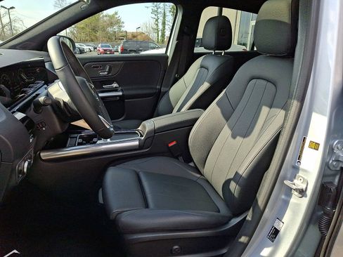 Used 2026 Mercedes-Benz GLA 250 4MATIC image 9