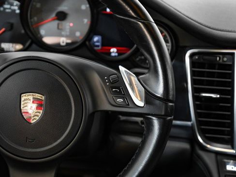 Used 2010 Porsche Panamera S RWD image 15