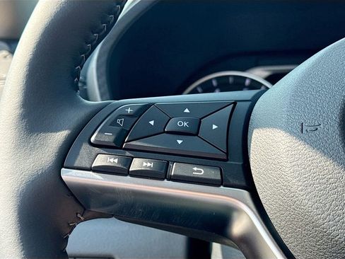 Used 2025 Nissan Sentra SV w/ All-Weather Package image 10