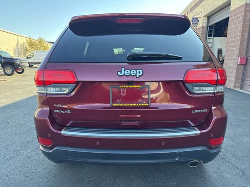 Used 2018 Jeep Grand Cherokee Limited image 17