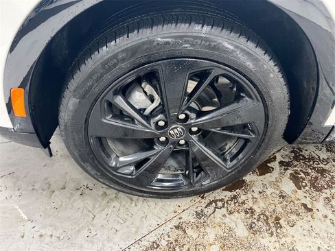 New 2025 Buick Envision Sport Touring image 27