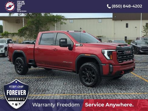 Used 2024 GMC Sierra 2500 AT4 w/ Technology Package AWD/4WD image 8