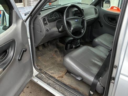 Used 2003 Ford Ranger XL image 9