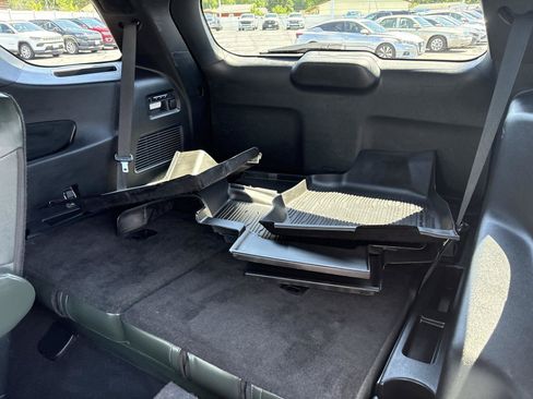 Used 2023 Ford Explorer Timberline w/ Timberline Technology Package AWD/4WD image 11