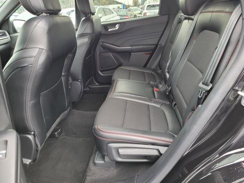 Used 2025 Ford Escape ST-Line image 13