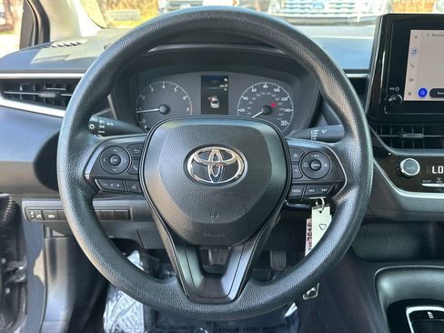Used 2024 Toyota Corolla LE image 17