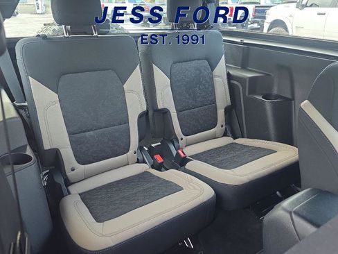 Used 2022 Ford Bronco Wildtrak image 10