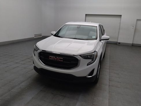 Used 2021 GMC Terrain SLE FWD image 15