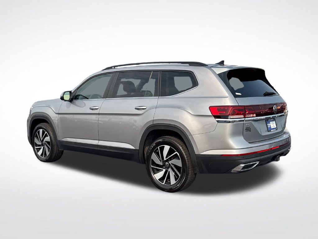 Used 2024 Volkswagen Atlas SE FWD image 3