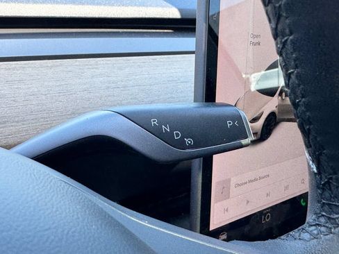 Used 2020 Tesla Model Y Long Range AWD/4WD image 12
