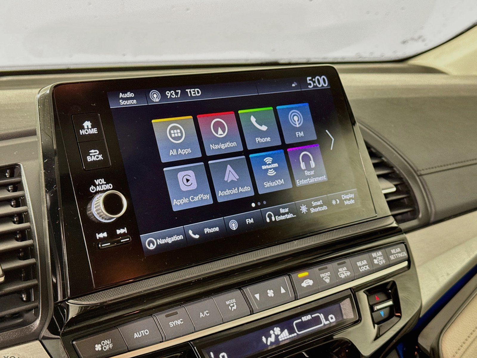 Used 2026 Honda Odyssey Touring image 18