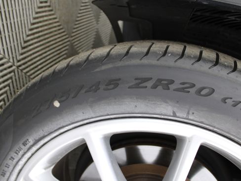 Used 2019 Porsche Cayenne image 46