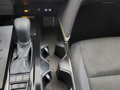 Certified 2025 Toyota Camry LE FWD image 28
