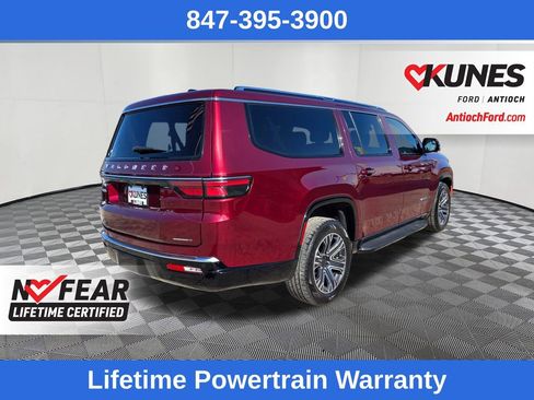 Used 2024 Jeep Wagoneer L Series II w/ Flexible Seating Group image 7