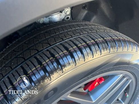 New 2026 Ford Explorer ST-Line w/ ST-Line Street Pack image 27