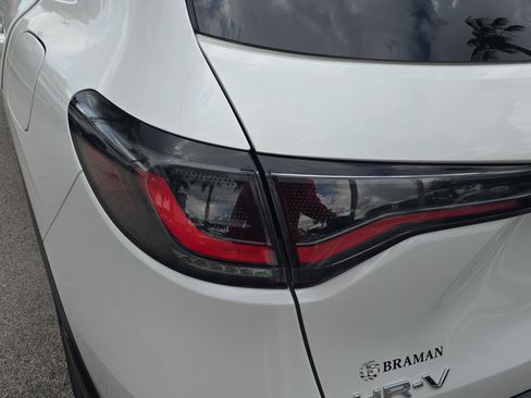 Certified 2023 Honda HR-V Sport image 5