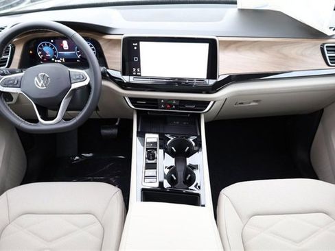 New 2026 Volkswagen Atlas SE image 26