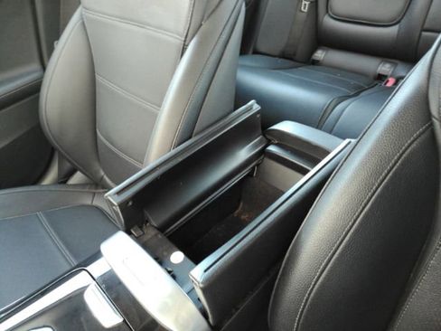 Used 2023 Mercedes-Benz C 300 Sedan image 50