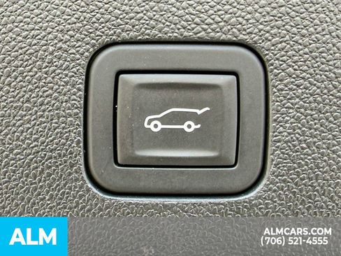 Used 2025 Chevrolet Tahoe LT AWD/4WD image 22