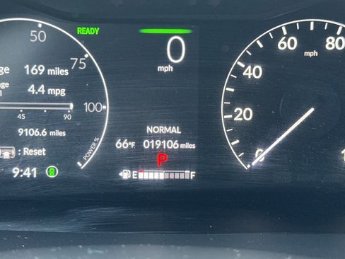 Used 2024 Honda CR-V Sport Touring image 21