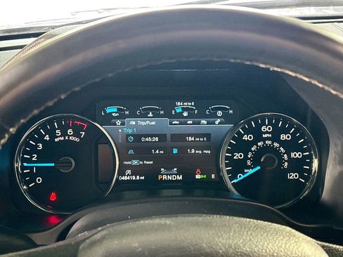 Used 2019 Ford F150 Platinum w/ Equipment Group 701A Luxury AWD/4WD image 14