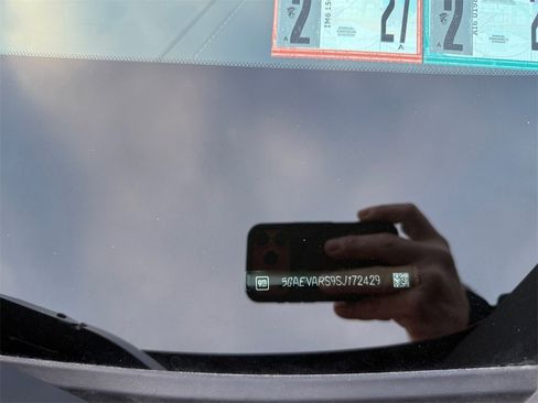 Used 2025 Buick Enclave Preferred image 31