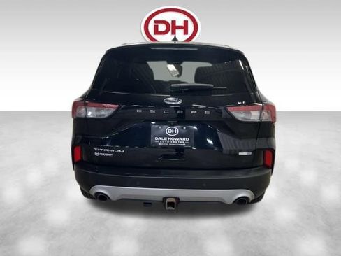 Used 2020 Ford Escape Titanium image 10