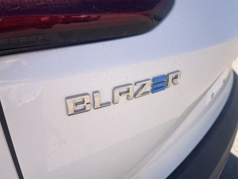 Used 2024 Chevrolet Blazer EV LT AWD/4WD image 3