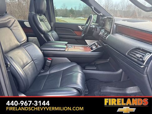 Used 2019 Lincoln Navigator L Reserve image 47