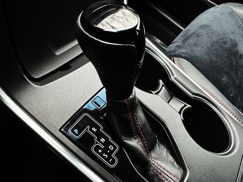 Used 2017 Toyota Camry XSE image 29