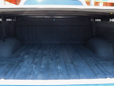 Used 2017 Toyota Tundra SR5 w/ SR5 Upgrade Package RWD image 10