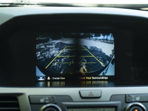 Used 2014 Honda Odyssey Touring image 31