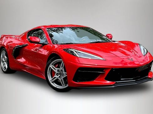 Used 2020 Chevrolet Corvette Stingray Preferred Cpe w/ 2LT Preferred Equipment Group image 2