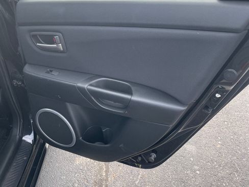 Used 2006 MAZDA MAZDA3 s FWD image 18