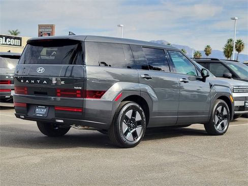 New 2026 Hyundai Santa Fe SE image 2