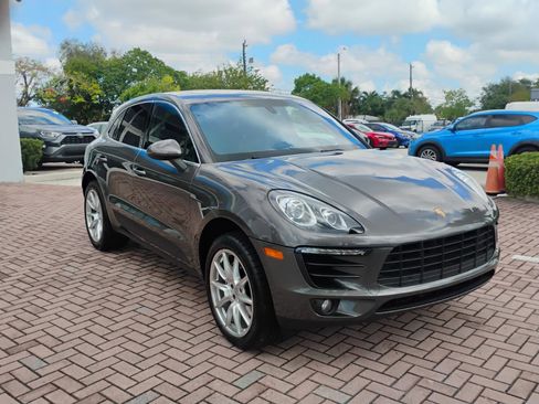Used 2016 Porsche Macan S AWD/4WD image 46