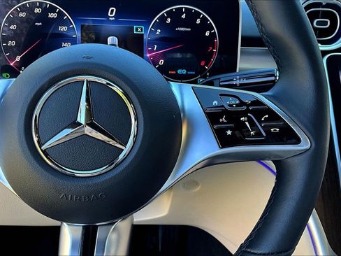 Certified 2022 Mercedes-Benz C 300 4MATIC Sedan image 21