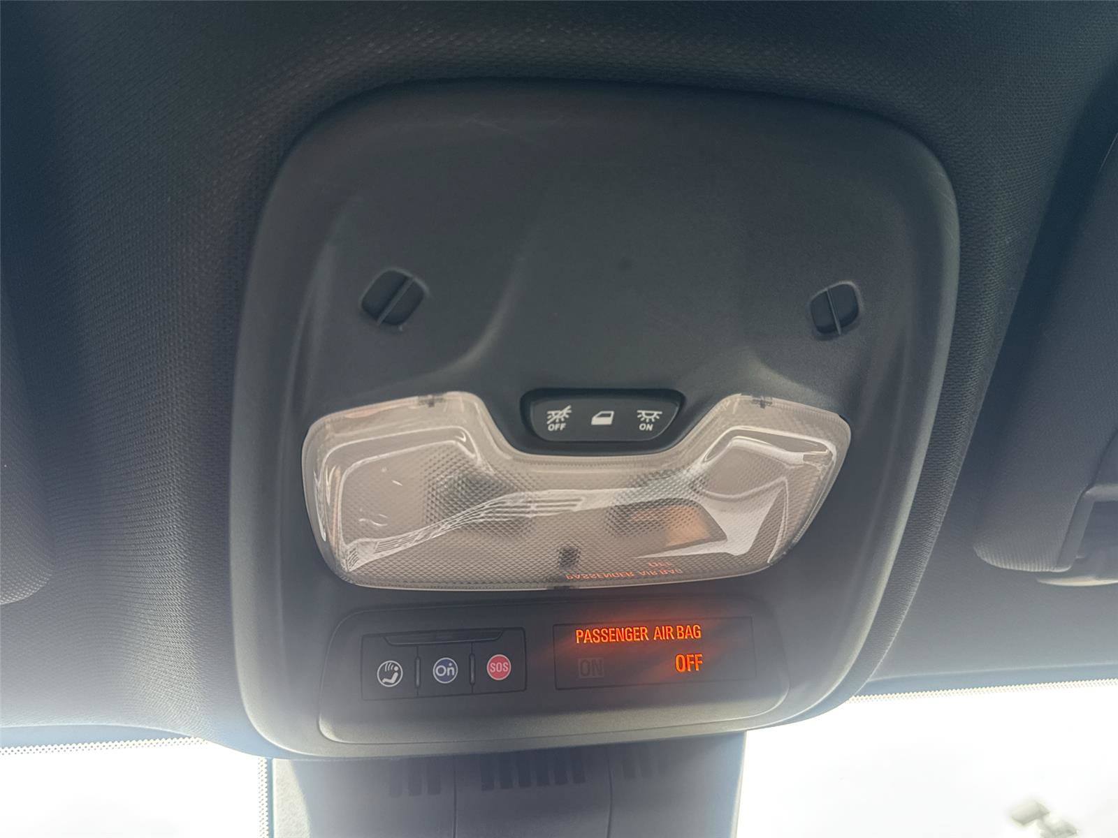 Used 2023 Chevrolet Colorado Trail Boss w/ Technology Package AWD/4WD image 18