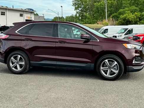 Used 2024 Ford Edge SEL w/ Convenience Package AWD/4WD image 2