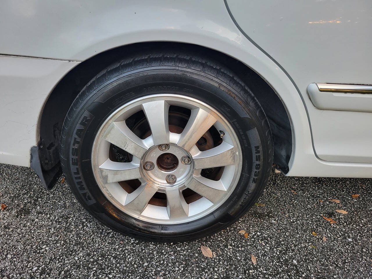 Used 2004 Kia Optima FWD image 17