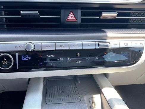 Used 2023 Hyundai Ioniq 6 SEL w/ Cargo Package RWD image 4