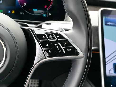 Used 2021 Mercedes-Benz S 500 4MATIC image 25