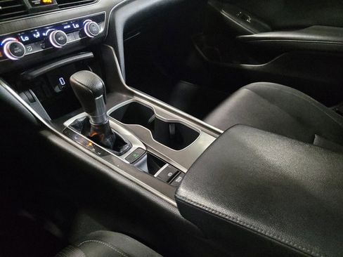 Used 2018 Honda Accord LX image 26