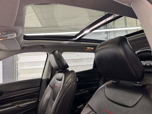 Certified 2022 Jeep Compass Trailhawk w/ Sun and Sound Group image 18