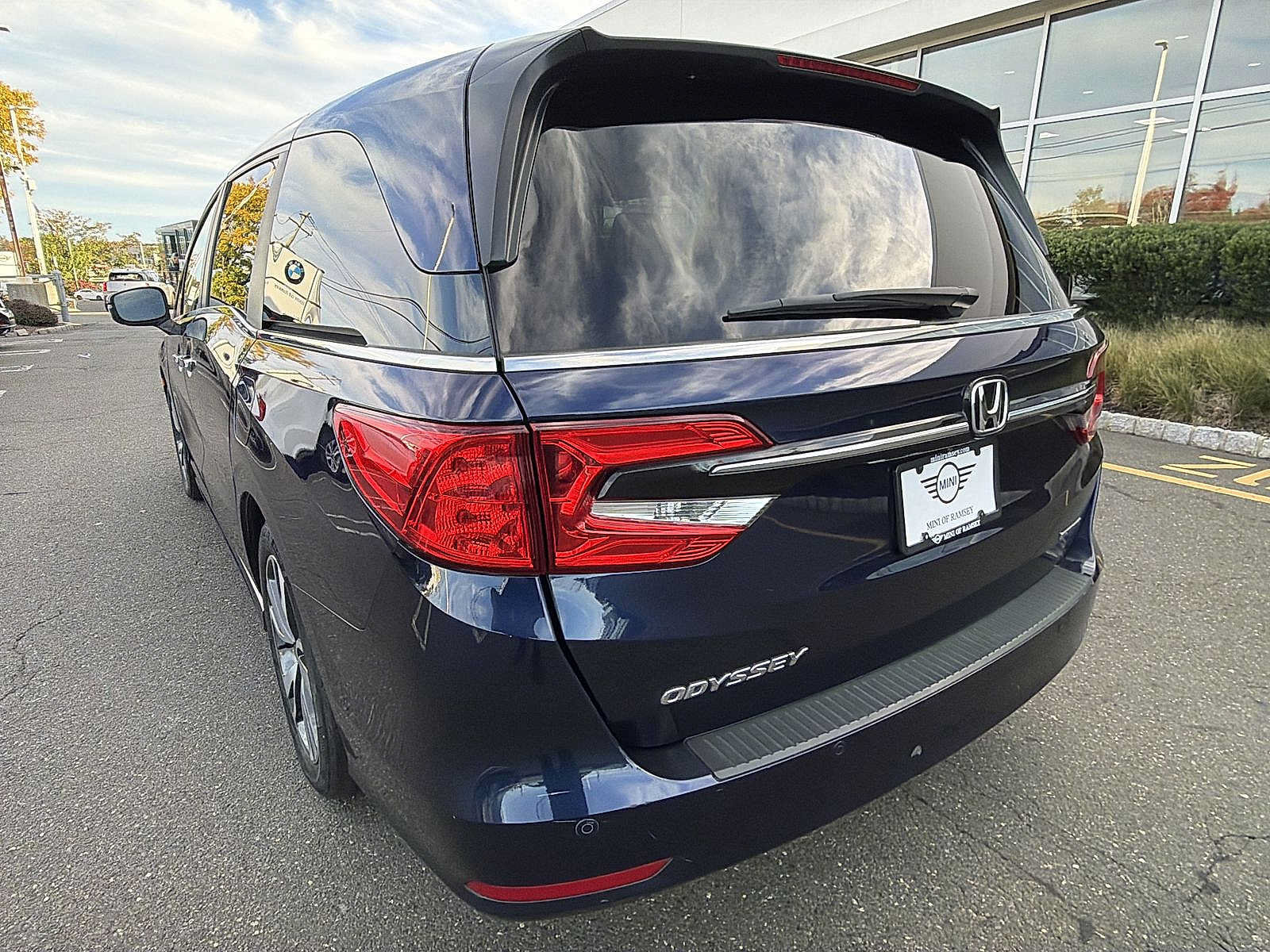 Used 2023 Honda Odyssey Touring image 12