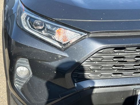 Used 2021 Toyota RAV4 XLE w/ Convenience Package AWD/4WD image 14