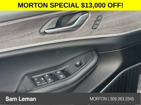 New 2025 Jeep Grand Cherokee L Limited w/ Luxury Tech Group II image 18