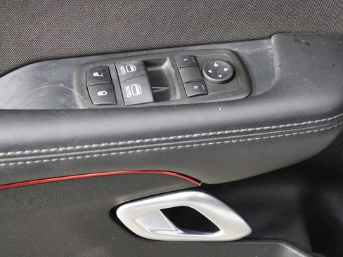 Used 2022 Dodge Challenger R/T image 13